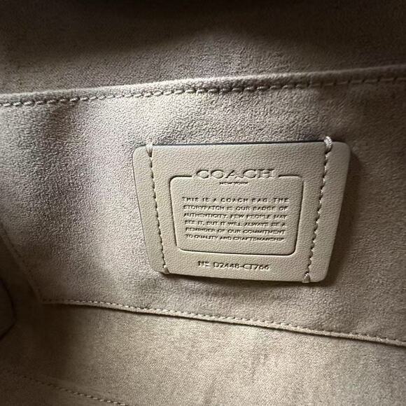 COACH Andrea Carryall Bag Crossbody Signature Jacquard CT766 Oak/Maple NWT - Picture 8 of 11